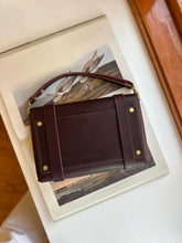 Load image into Gallery viewer, Medium Clutch in Deep Burgundy Vegetable Tanned Leather