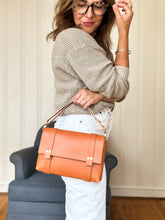 Load image into Gallery viewer, Medium Clutch in Saddle Vegetable Tanned Leather