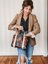 Load image into Gallery viewer, Small Tote in British Tan Camoflauge Milled Vegetable Tanned Leather with Natural DeLuxe Straps