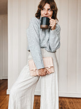 Load image into Gallery viewer, Medium Clutch in Natural DeLuxe Vegetable Tanned Leather