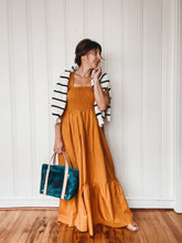 Load image into Gallery viewer, Medium Tote in Deep Sea Camouflage Milled Leather with Natural DeLuxe Handles