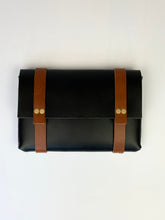 Load image into Gallery viewer, Medium Clutch in Black Vegetable Tanned Leather with Cognac Straps