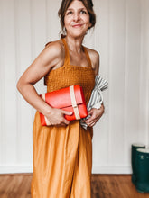 Load image into Gallery viewer, Medium Clutch in Red Vegetable Tanned Leather with Natural DeLuxe Straps