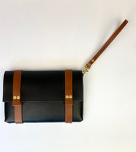 Load image into Gallery viewer, Medium Clutch in Black Vegetable Tanned Leather with Cognac Straps