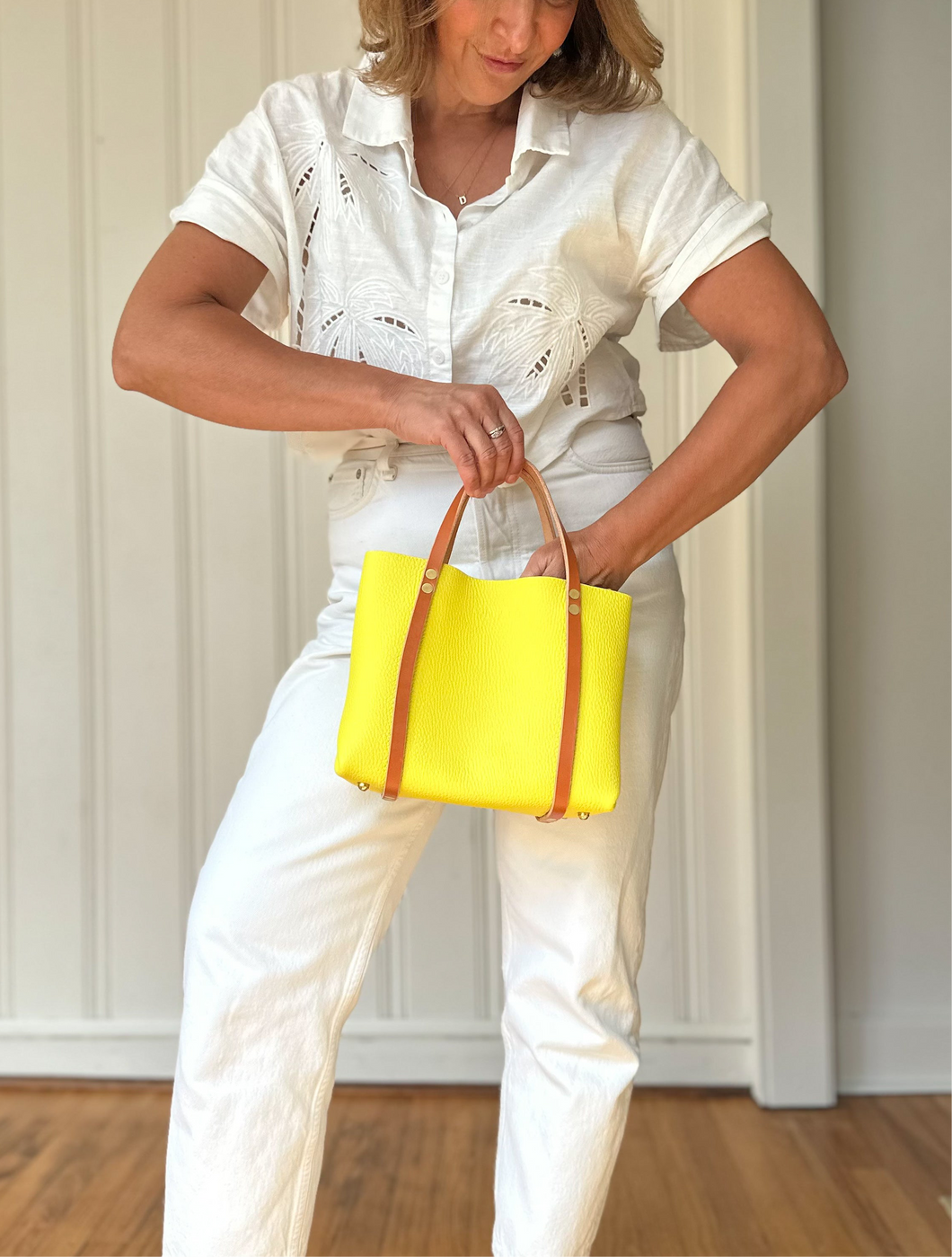 Small Tote in Limoncello with thin saddle Straps