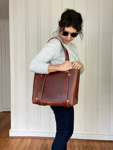 Large Tote in Chestnut Vegetable Tanned Leather
