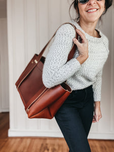 Large Tote in Chestnut Vegetable Tanned Leather