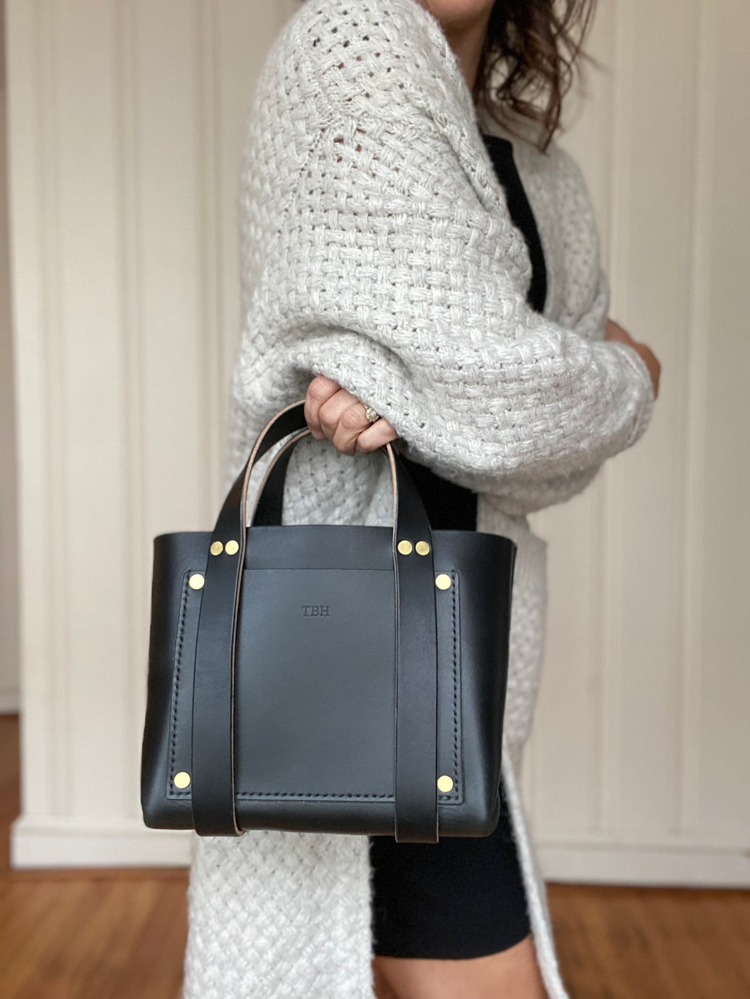 Small Tote in Black Vegetable Tanned Leather