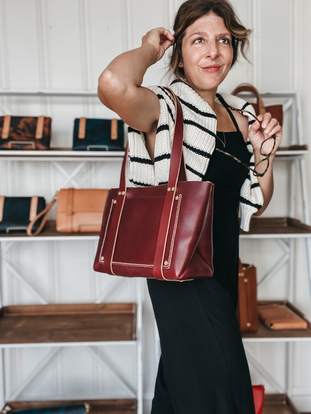 Medium Tote in Burgundy Vegetable Tanned Leather