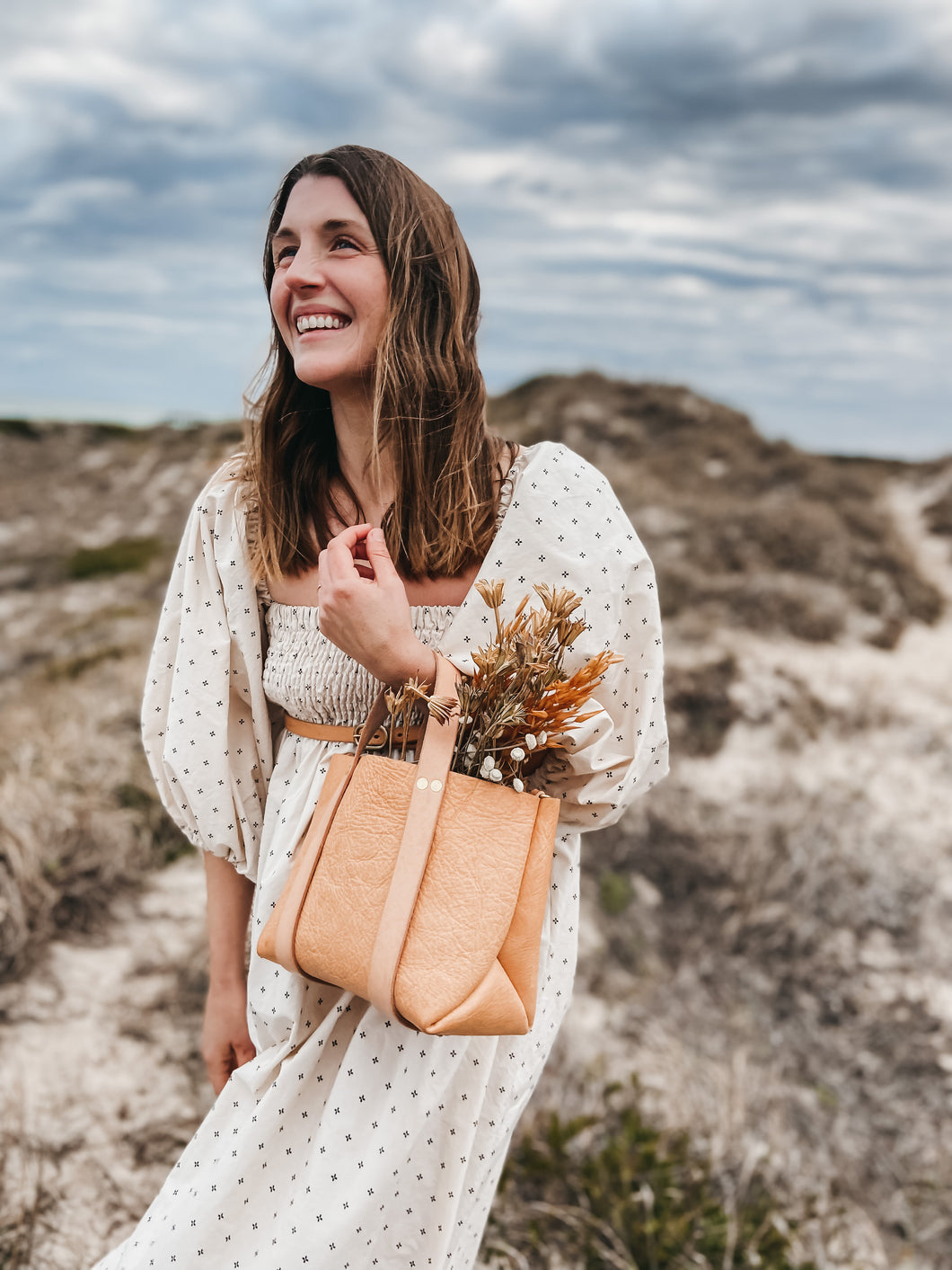 Small Tote in Milled Natural de Luxe Vegetable Tanned Leather