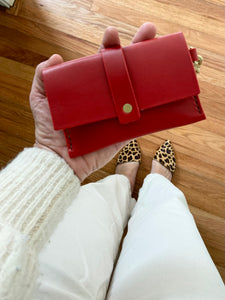 Card Wallet in Red Vegetable Tanned Leather
