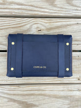 Load image into Gallery viewer, Medium Clutch in Navy Vegetable Tanned Leather
