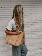 Load image into Gallery viewer, Large Tote in Natural Vegetable Tanned Leather
