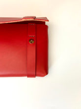 Load image into Gallery viewer, Medium Clutch in Red Vegetable Tanned Leather
